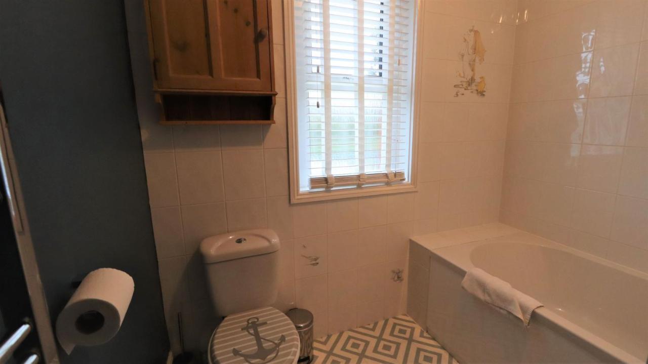Villa The Moorings St Helens  Esterno foto