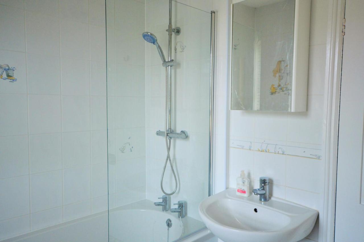 Villa The Moorings St Helens  Esterno foto